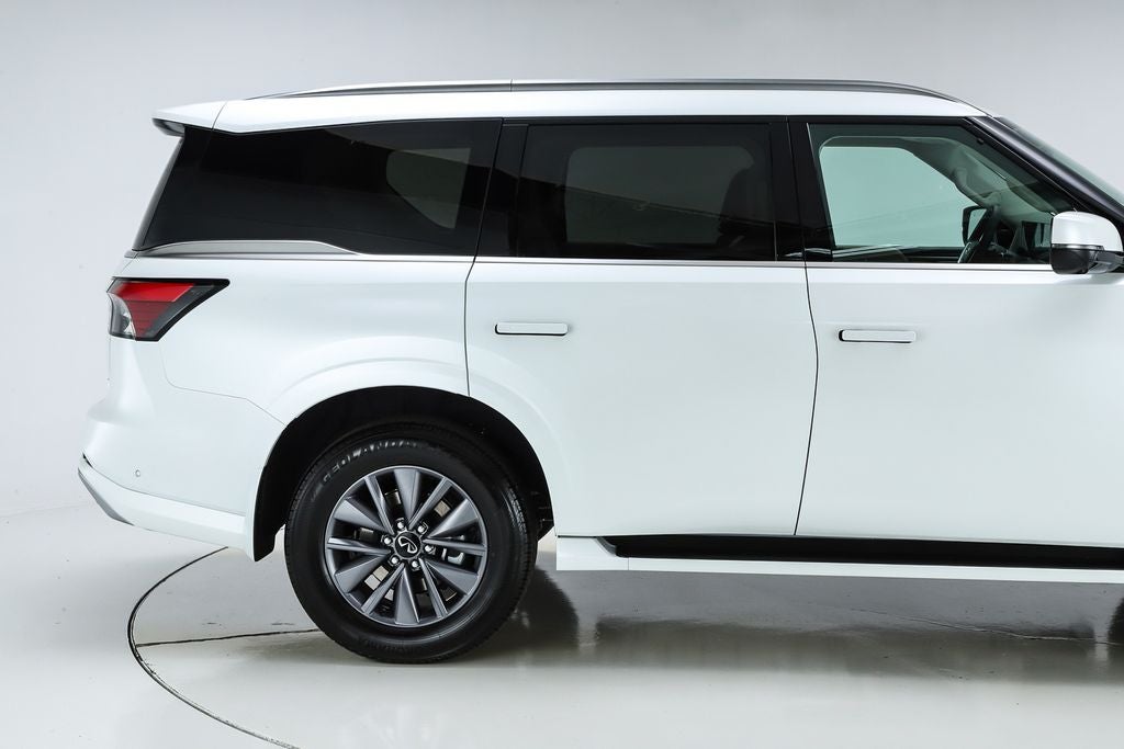 2026 INFINITI QX80 PURE