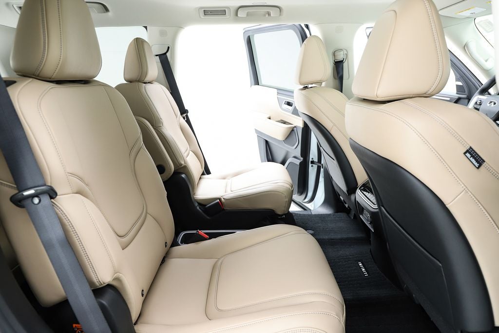 2026 INFINITI QX80 PURE