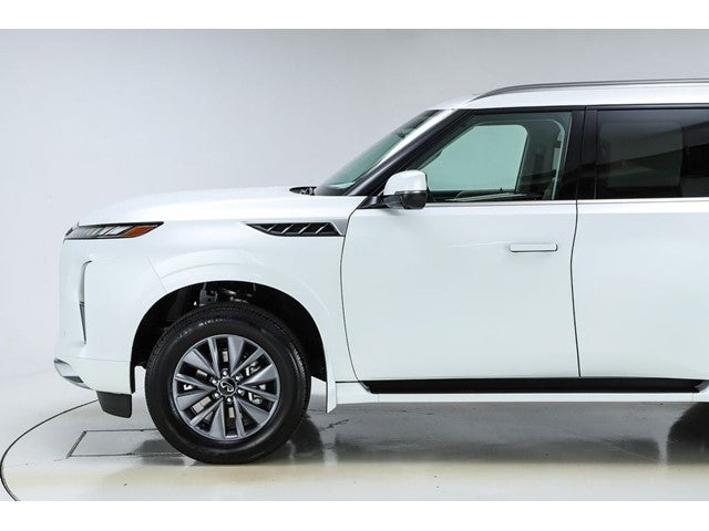 2026 INFINITI QX80 PURE