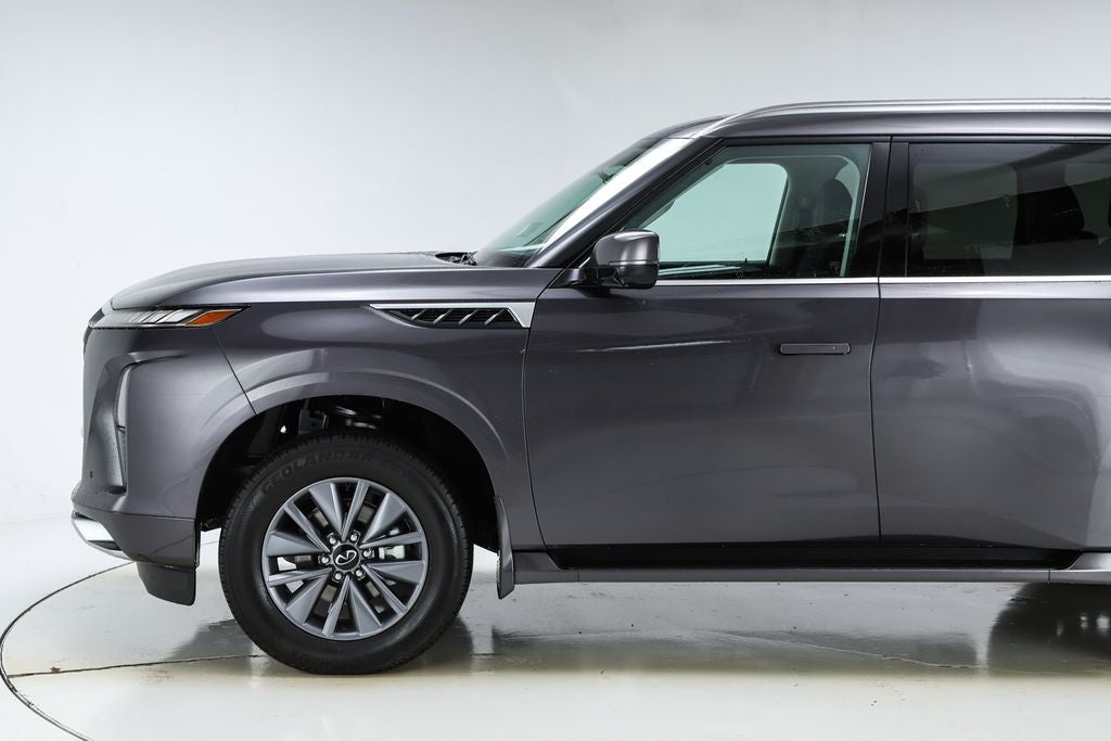 2026 INFINITI QX80 PURE