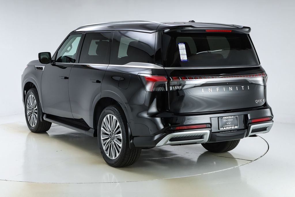 2026 INFINITI QX80 LUXE