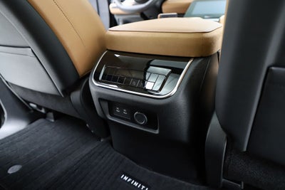 2026 INFINITI QX80 LUXE