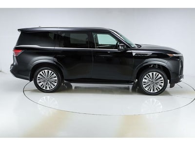 2026 INFINITI QX80 LUXE