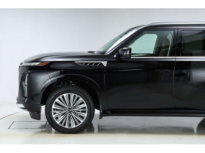 2026 INFINITI QX80 LUXE