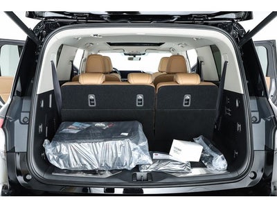 2026 INFINITI QX80 LUXE