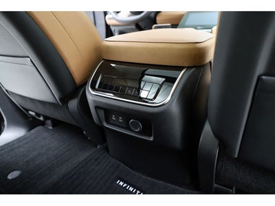 2026 INFINITI QX80 LUXE