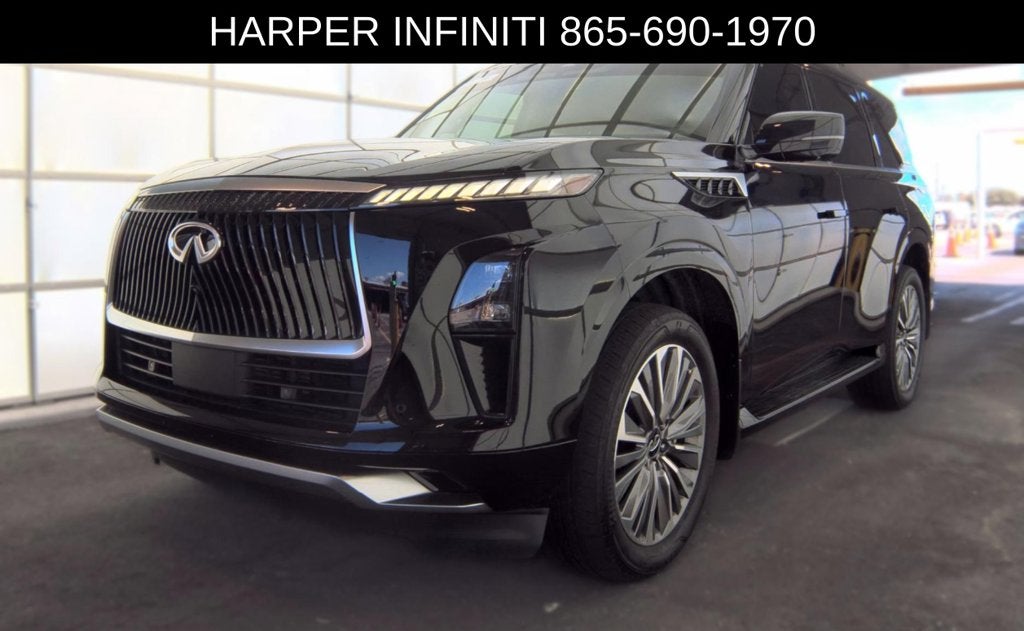 2025 INFINITI QX80 LUXE