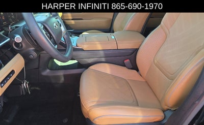 2025 INFINITI QX80 LUXE