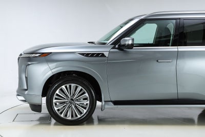 2026 INFINITI QX80 LUXE