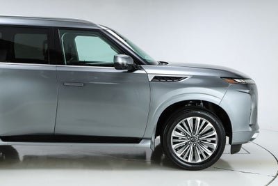 2026 INFINITI QX80 LUXE