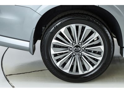 2026 INFINITI QX80 LUXE