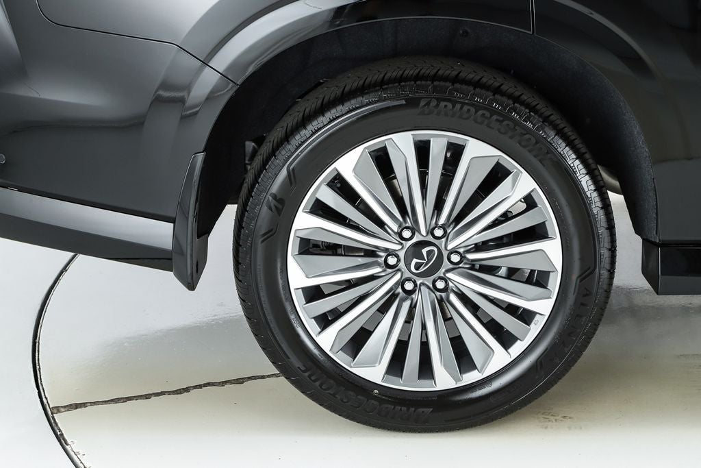 2026 INFINITI QX80 LUXE