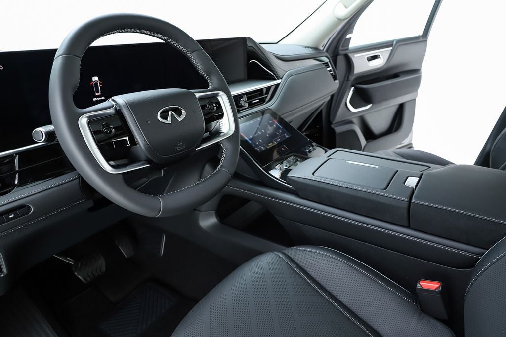 2026 INFINITI QX80 LUXE