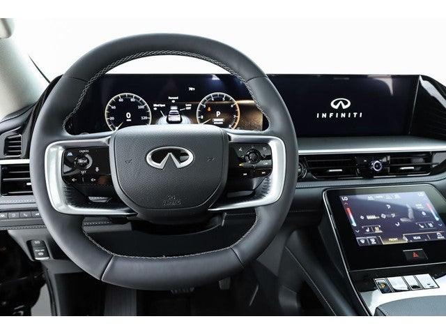 2026 INFINITI QX80 LUXE
