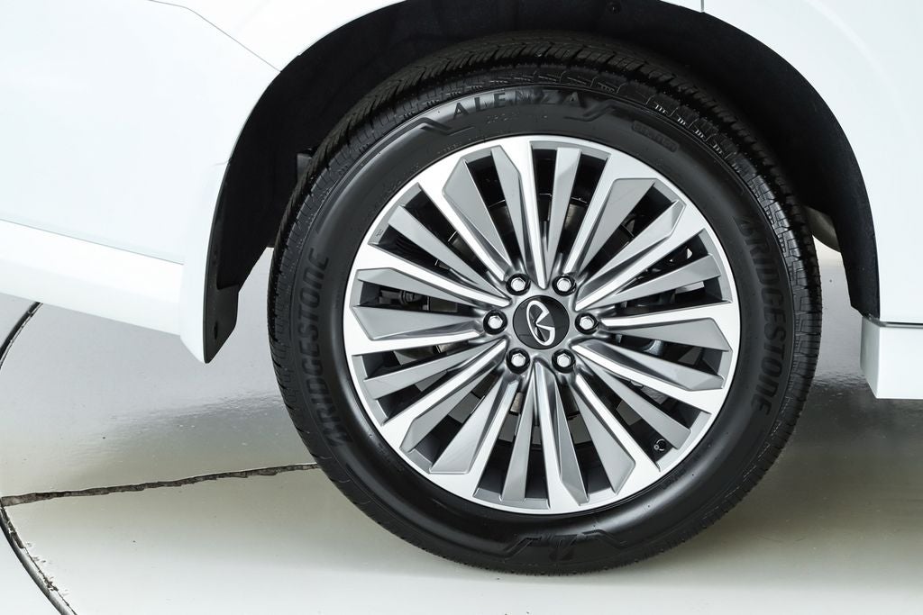 2026 INFINITI QX80 LUXE