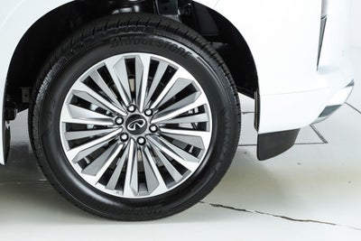 2026 INFINITI QX80 LUXE