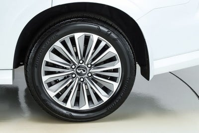 2026 INFINITI QX80 LUXE