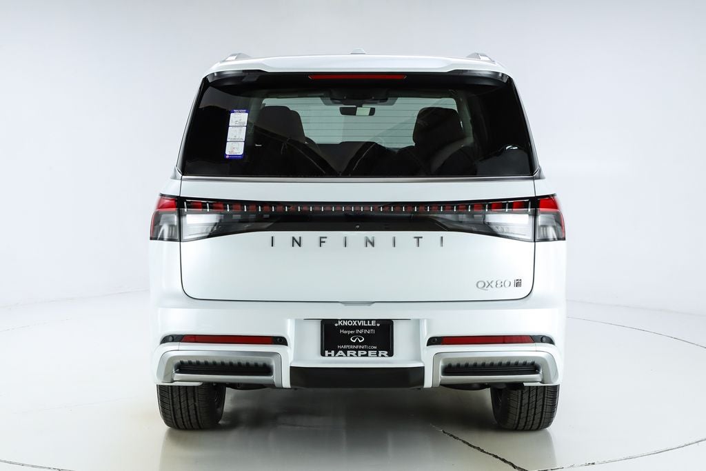 2026 INFINITI QX80 LUXE