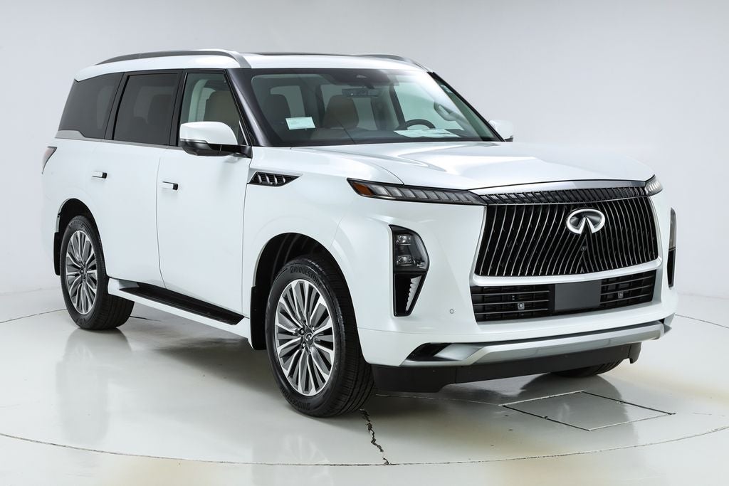 2026 INFINITI QX80 LUXE