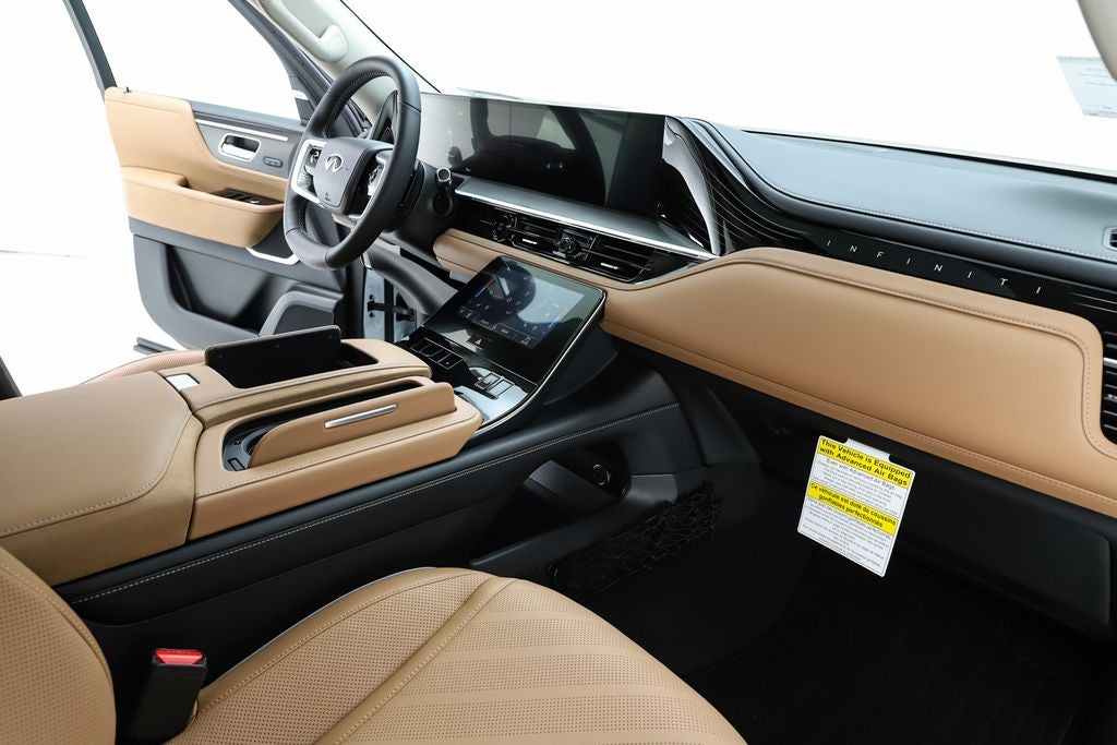 2026 INFINITI QX80 LUXE