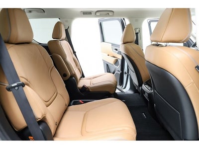 2026 INFINITI QX80 LUXE