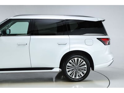 2026 INFINITI QX80 LUXE