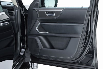 2027 INFINITI QX80 LUXE