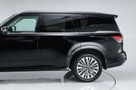 2027 INFINITI QX80 LUXE