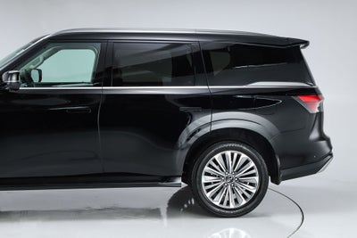 2027 INFINITI QX80 LUXE
