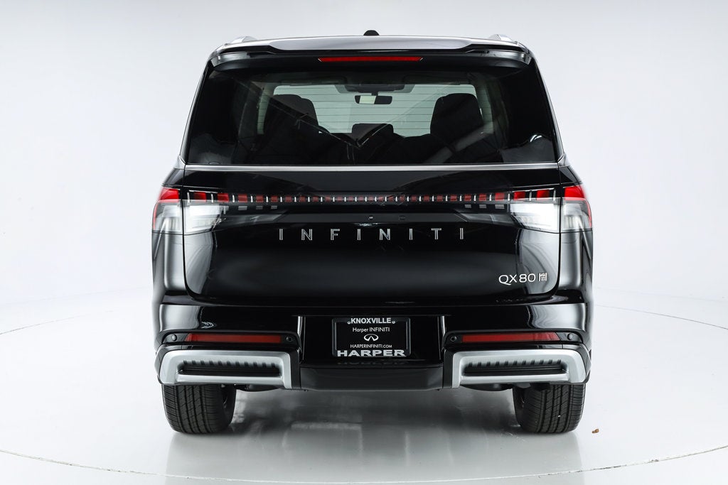 2027 INFINITI QX80 LUXE
