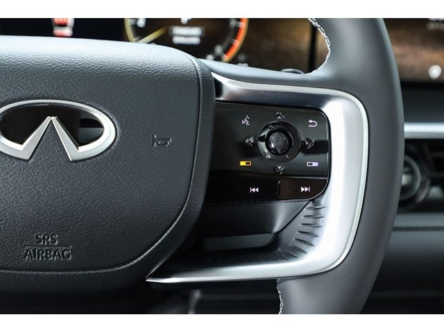 2027 INFINITI QX80 LUXE