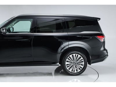 2027 INFINITI QX80 LUXE