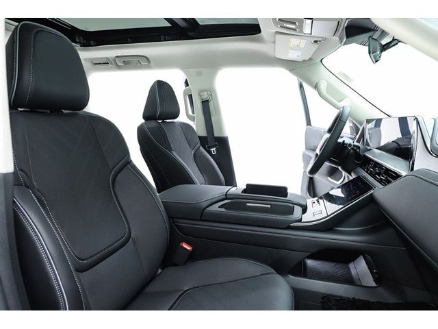 2027 INFINITI QX80 LUXE