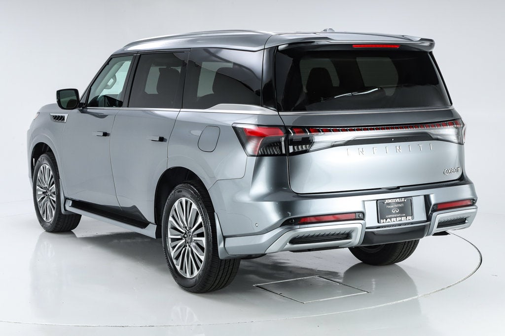 2027 INFINITI QX80 LUXE