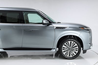 2027 INFINITI QX80 LUXE