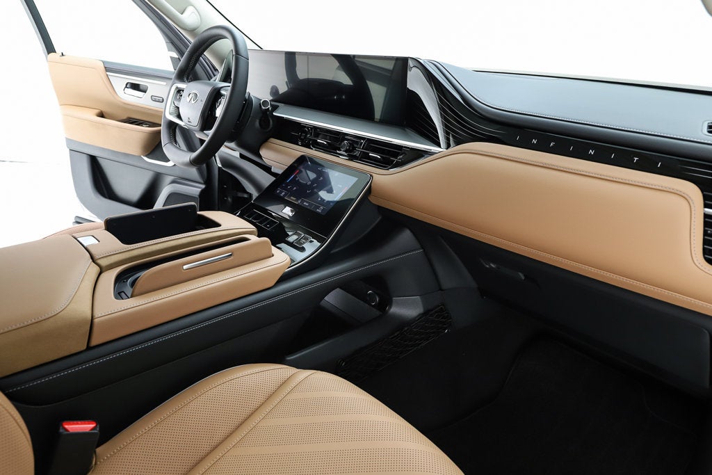 2027 INFINITI QX80 LUXE