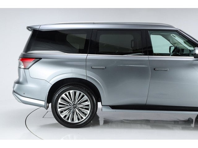 2027 INFINITI QX80 LUXE