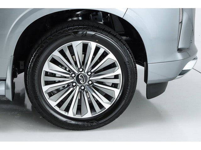 2027 INFINITI QX80 LUXE