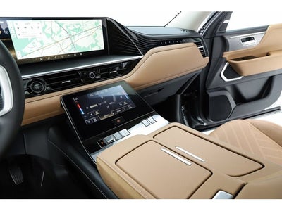 2027 INFINITI QX80 LUXE