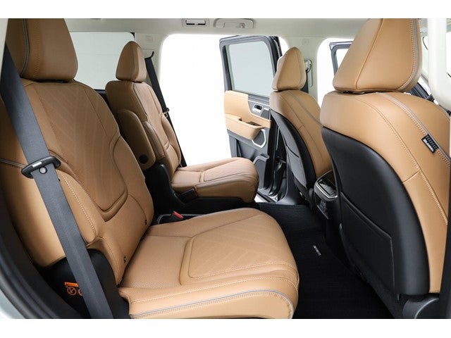 2027 INFINITI QX80 LUXE