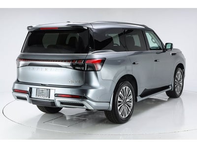 2027 INFINITI QX80 LUXE