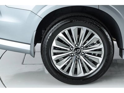 2027 INFINITI QX80 LUXE