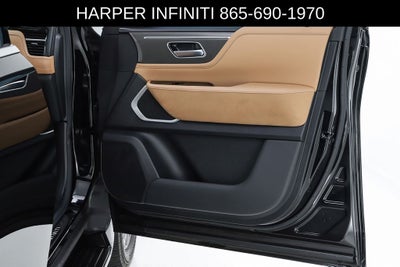 2025 INFINITI QX80 LUXE