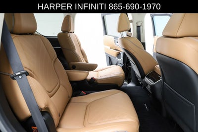 2025 INFINITI QX80 LUXE