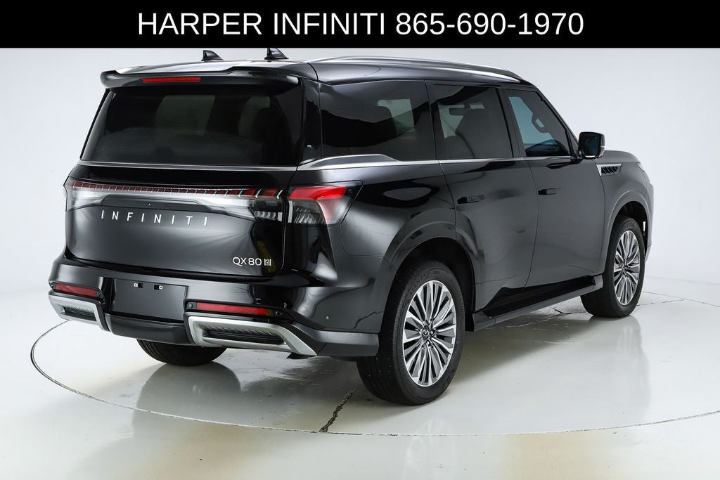 2025 INFINITI QX80 LUXE