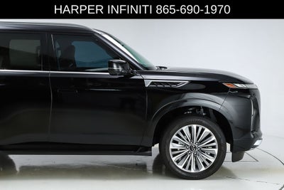 2025 INFINITI QX80 LUXE