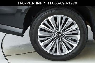 2025 INFINITI QX80 LUXE