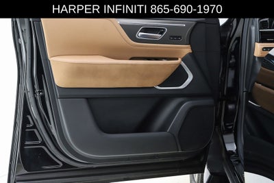 2025 INFINITI QX80 LUXE