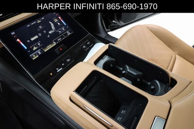 2025 INFINITI QX80 LUXE