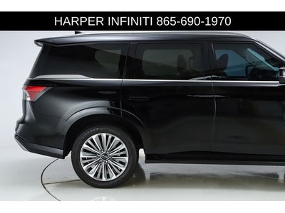 2025 INFINITI QX80 LUXE